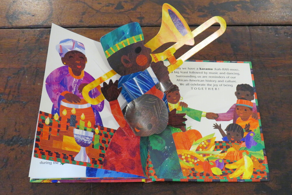 ROBERT SABUDA. A Kwanzaa Celebration Pop-Up Book.