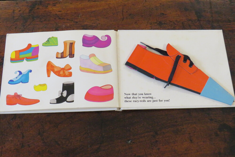 RON AND ATIE VAN DER MEER. Funny Shoes. A Lift-the-Flap Color Book with a Surprise Gift.